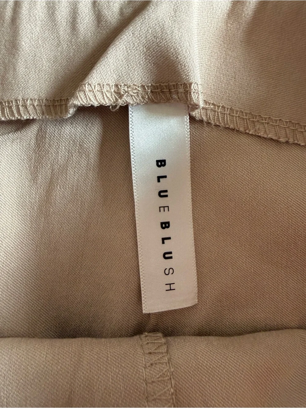 BlueBlush Neutral Cream Skort with Overlap Detail Size Medium
